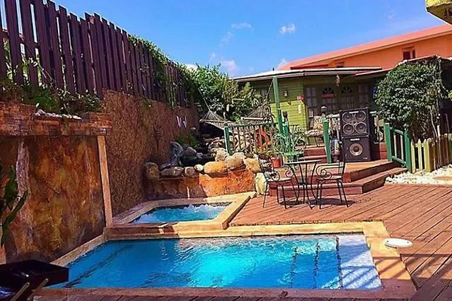 One32 Guesthouse Bejeweled Kingston Jamaica